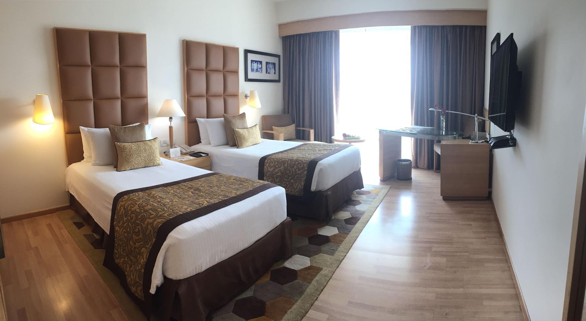 Taj Chandigarh Luaran gambar A room at the Taj Bengal