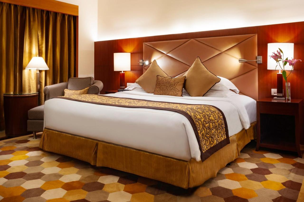Taj Chandigarh Luaran gambar
